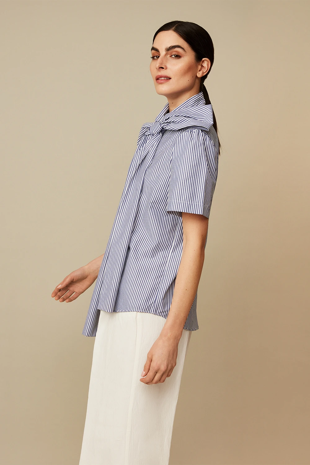 Blusa lazo manga corta